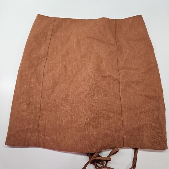 NEW Miss Lola Reddish Brown Lace-Up Tie Front Sexy Mini Skirt Medium - Picture 3 of 7